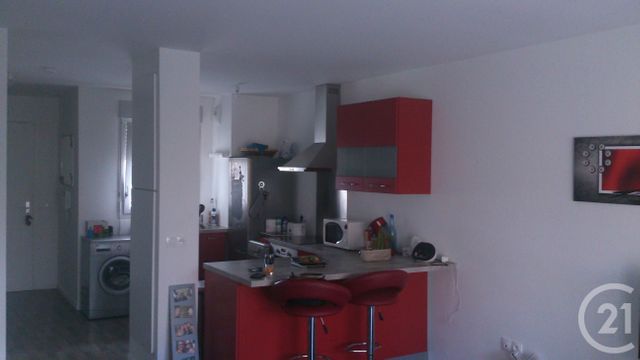 Appartement F2 à louer - 2 pièces - 48.38 m2 - SAULX LES CHARTREUX - 91 - ILE-DE-FRANCE - Century 21 S.L.P. Immobilier